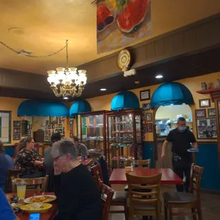 Great place. Too much food. Fast, friendly and delicious.
