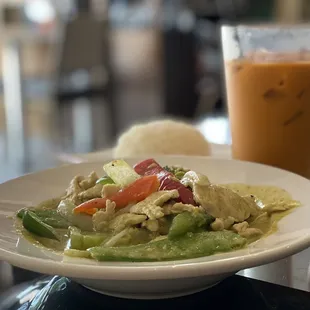 Green Chicken Curry with Thai-tee!