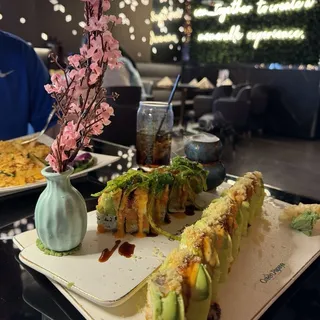 Sushi Deluxe