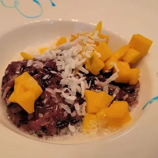 Mango sticky rice