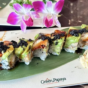 Excellent #BlackDragon. Nice and "light" due to the minimal amount of rice around it. #GreenPapaya-St. Augustine.