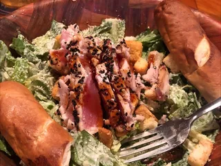 Post Time Lounge Cafe & Tropical Patio