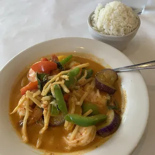 Red Thai curry with shrimp