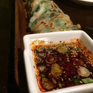 Chive Pancake (vegetarian)