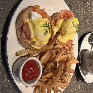 Smoked Norwegian Salmon Benedict