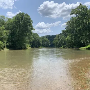 Green River from Dennison Ferry to Green River Ferry - constant easy flow.