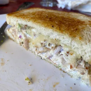 Tuna melt