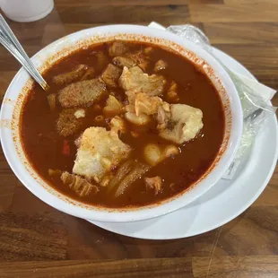 Menudo con pata