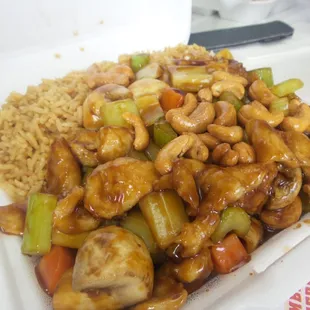 Chicken with Cashews