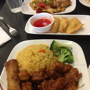 Crab ragoon (minus 2), General Tao chicken and Chicken with mixed vegetables