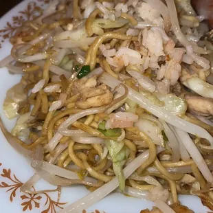 Chicken Lo Mein