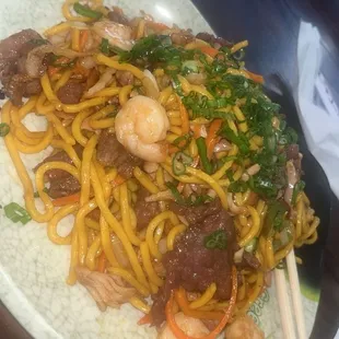 House Large Lo Mein