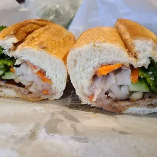 Chicken Banh Mi