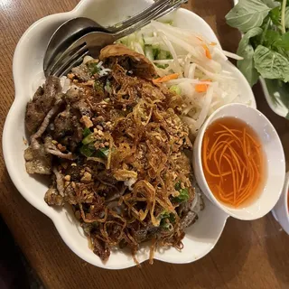 79. Vermicelli Bowl with Grilled Pork and Eggs Roll