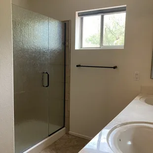 New shower door with black accents. Perfect size.
