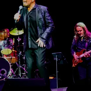 Clint Holmes October 25, 2019. Fantastic show !
