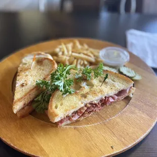 Pastrami melt and fries