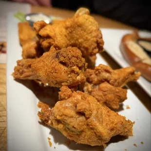 12 Wings dry rub, lemon pepper
