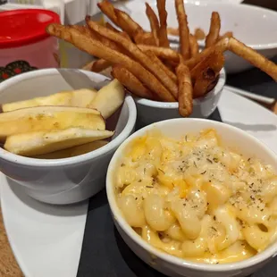 Kids Mac and cheese