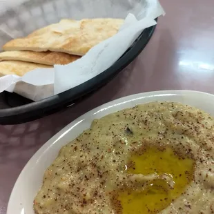 Babaghanoush and Pita