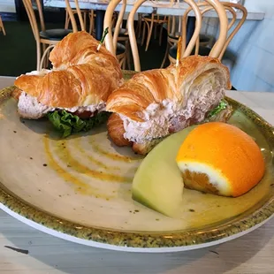 Tuna sandwich