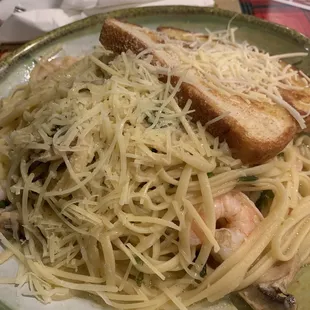 Shrimp Scampi Pasta (Linguini)