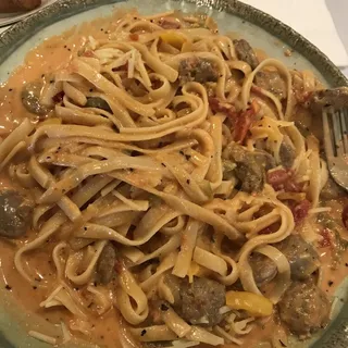 Italian Sausage and Peppers Pasta