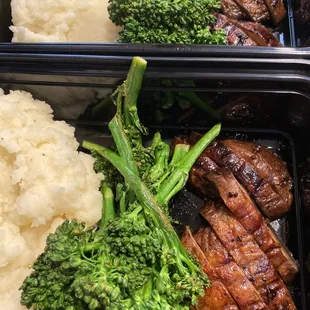 Portobello steaks. Garlic mashed potatoes &amp; broccolini
