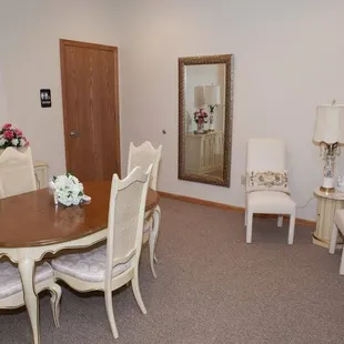 Bridal Room / Private Tasting Room