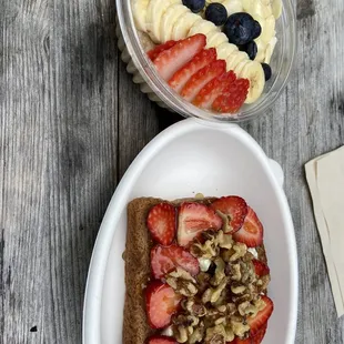 Good Ol&apos; Healthy Oatmeal and strawberry toast