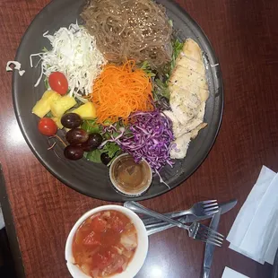 Trio Trio Rainbow Plate and cabbage soup