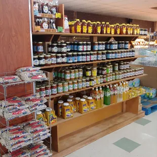 The best place to buy meat! And always fresh veggies!