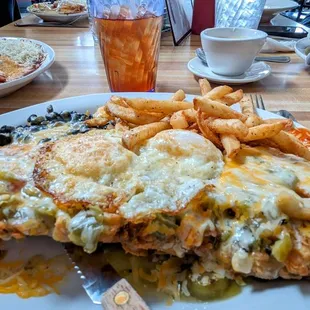 Secret breakfast: Huevos Fried Steak (Christmas) - you won&apos;t go away hungry!