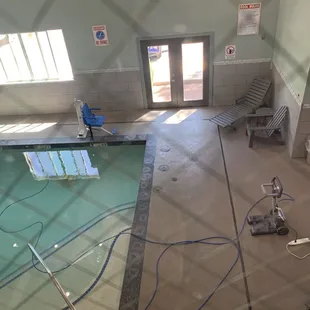 I miiiiiss you pool.