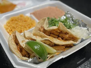 Taco City Y Mas