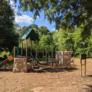 Greenway Park, Huntersville