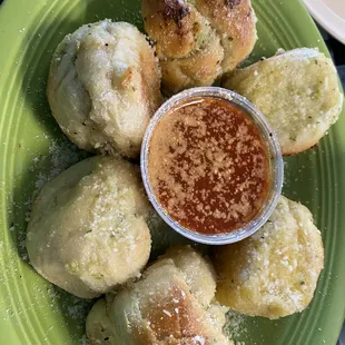 Garlic Knots
