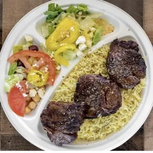 Grilled Lamb Chops with rice and salad