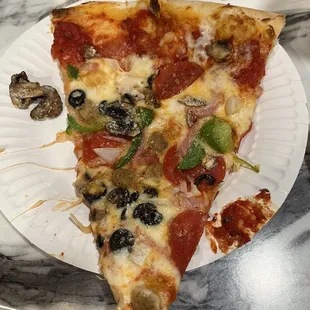 Deluxe Combo Pizza