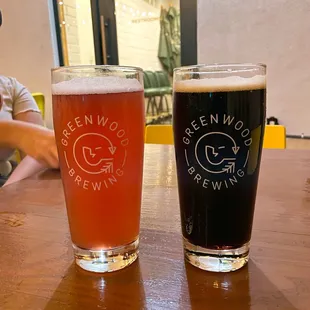 Oatmeal Stout and West Coast Nitro IPA (L)