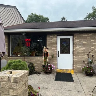 the front of the restaurant