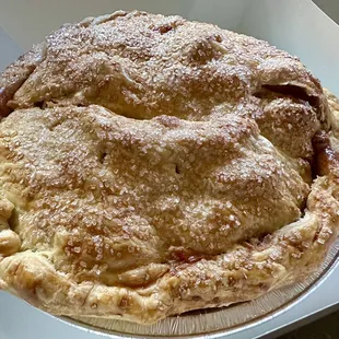 Can we talk about CRUST, please?!  Amazing...