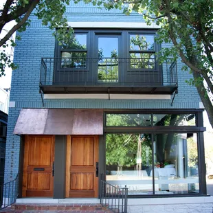 Visit our new studio at 113 Walton Avenue.