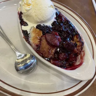 Blackberry cobbler
