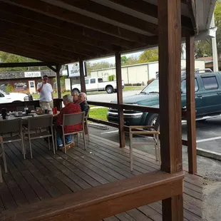 Outdoor eating. Plenty of parking.