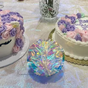 Unicorn 6 inch double tier smash cake with matching 9 inch cake.