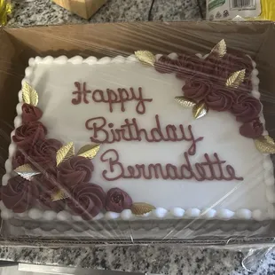 My moms birthday cake from her birthday weekend