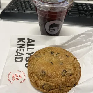 Chocolate Chip Cookie