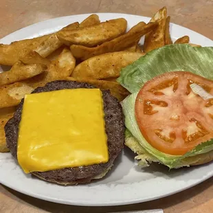 Cheeseburger and Potato Wedges