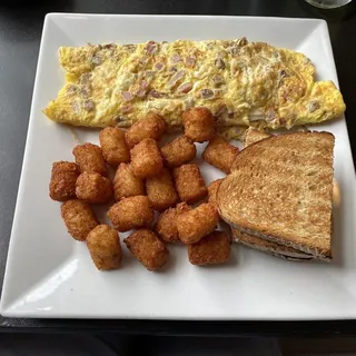 Manay-Oink Omelet